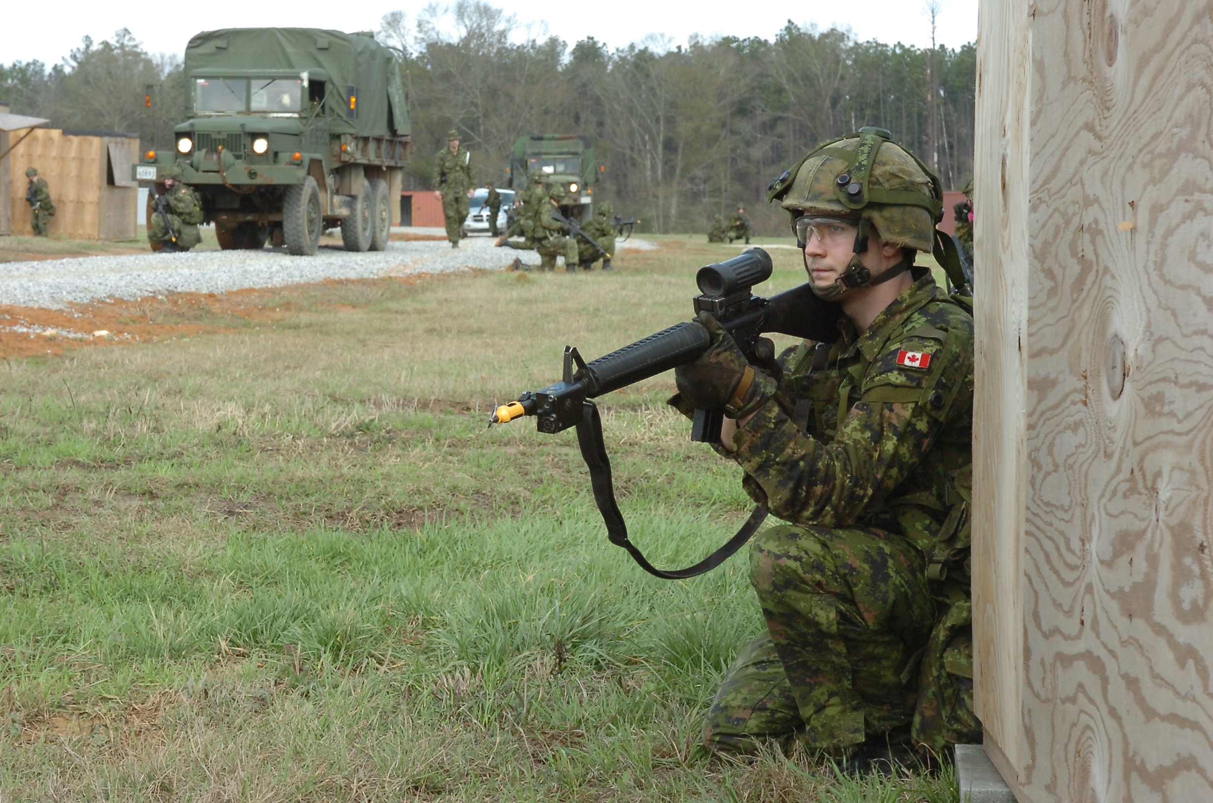 the-canadian-armed-forces-dispatch-canada-s-ragged-reserves-have-too-few-vehicles-little-ammo