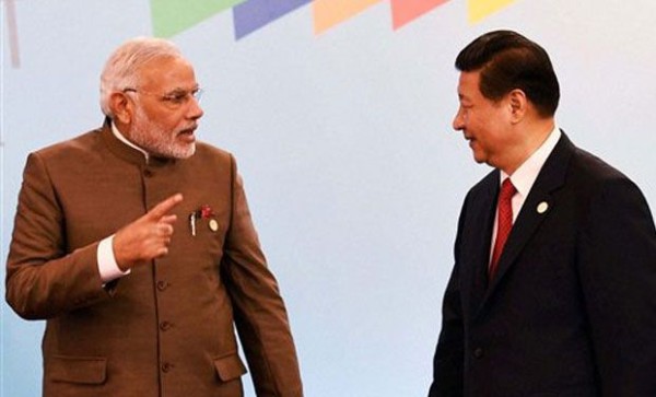 Indian Prime Minister Narendra Modi (Left) and Chinese President Xi Jinping (Right) at the 6th BRICS summit