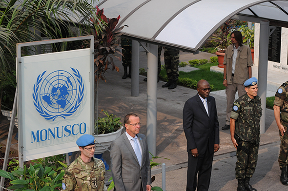 Le nouveau RSSG en R.D. Congo, Martin Kobler, arrive au QG de la MONUSCO à Kinshasa pour sa prise de fonctions, 13 août 2013. Photo MONUSC/Penangnini Toure