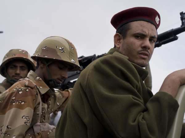 Soldiers_-_Flickr_-_Al_Jazeera_English